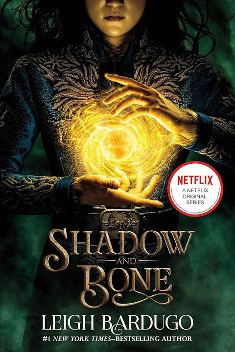 Shadow and Bone (The Shadow and Bone Trilogy, 1) cover image
